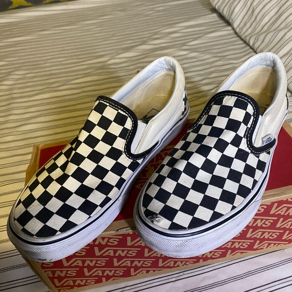Vans - Picture 3 of 4